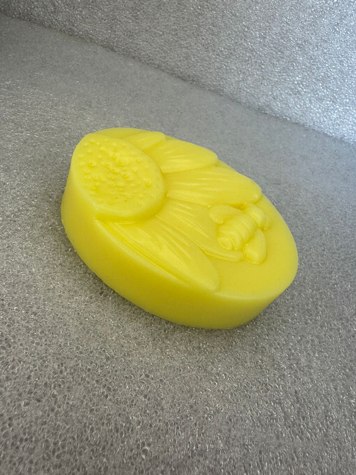 Sabonete Girassol e Abelha